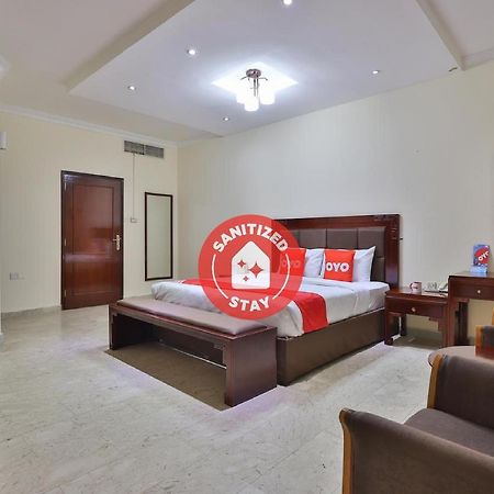 Oyo 366 Waves Hotel Ajman Exterior photo