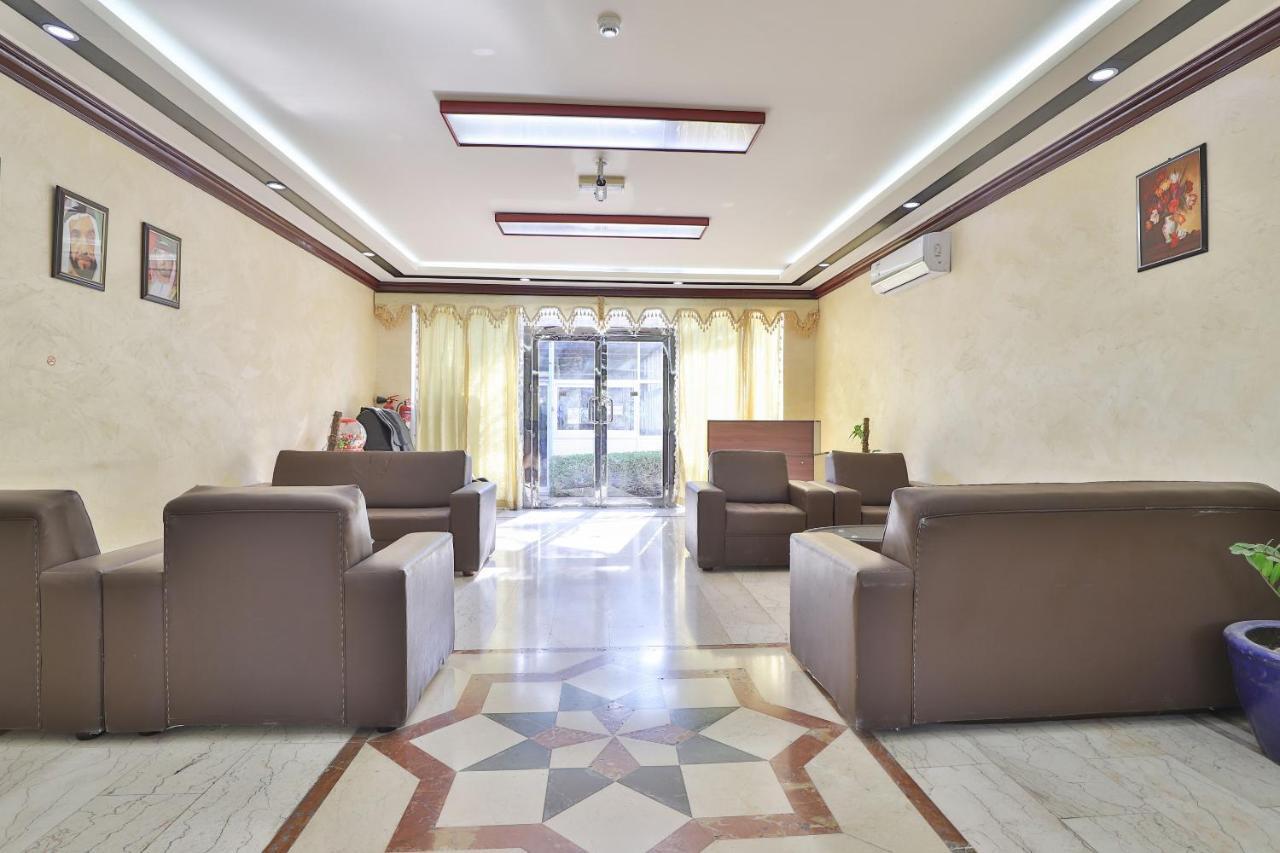 Oyo 366 Waves Hotel Ajman Exterior photo