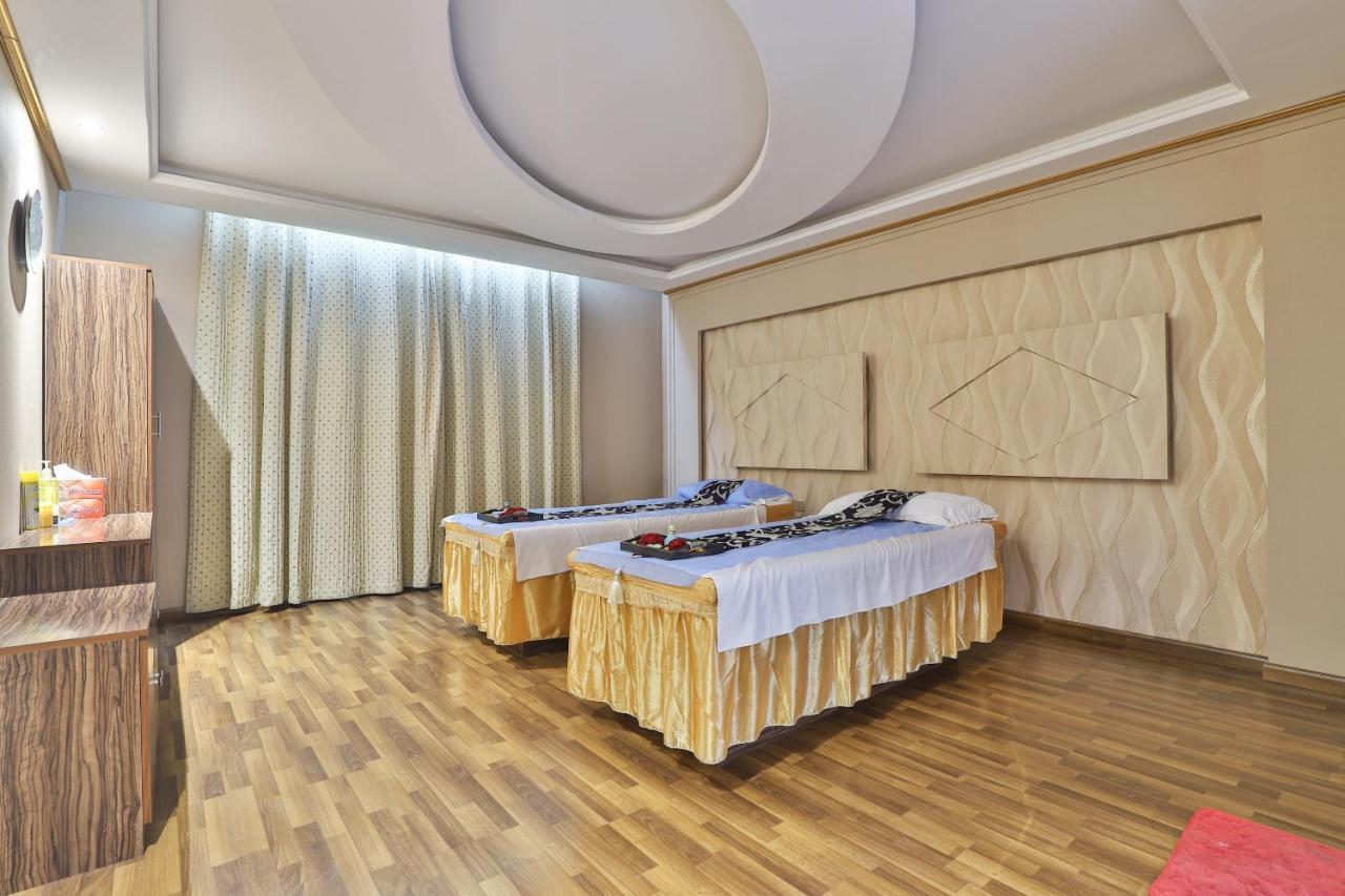 Oyo 366 Waves Hotel Ajman Exterior photo