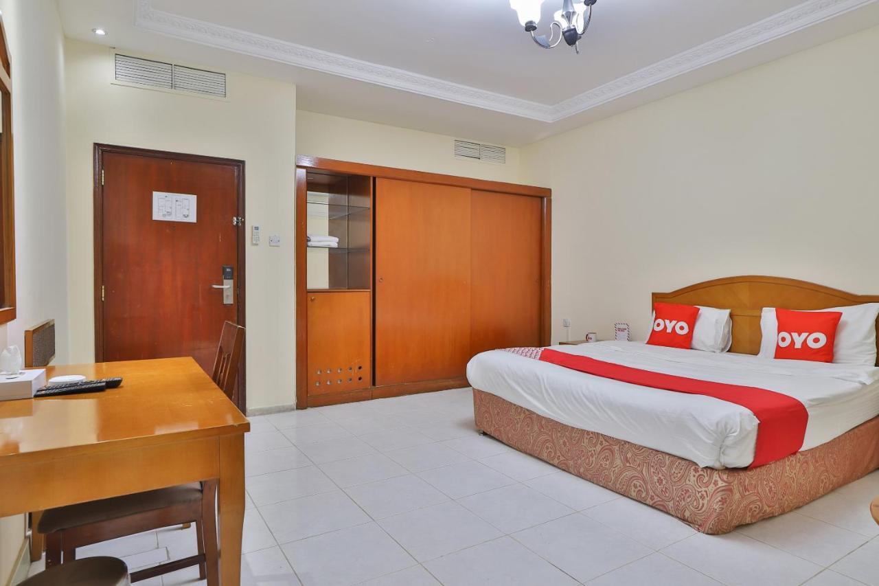 Oyo 366 Waves Hotel Ajman Exterior photo